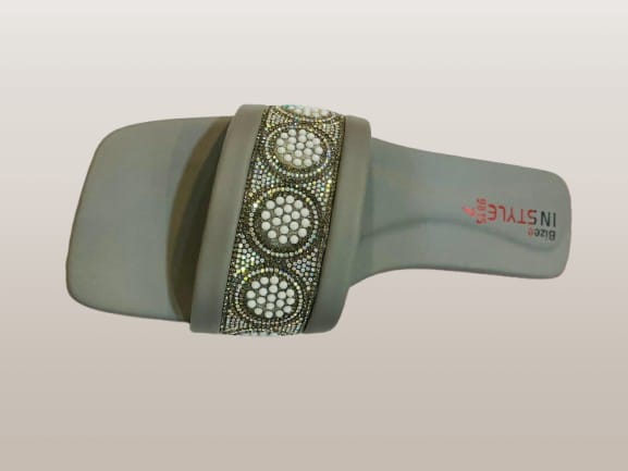 Women's Sage Green Rhinestone Circle Embellished Flat Slide Sandals