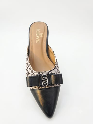 Elegant Pointed-Toe Monogram Mules – Low Kitten Heel Slip-On Pumps LOWE SPECial